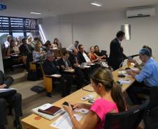 O Paraná vai integrar um grupo de trabalho para discutir o Sistema Nacional de Gravame, usado para comunicação eletrônica entre os Departamentos Estaduais de Trânsito, bancos, financeiras e administradoras de consórcios de veículos. 