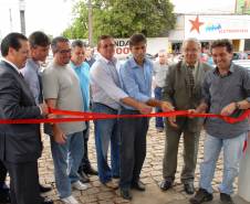 O Departamento de Trânsito do Paraná (Detran) inaugurou nesta quinta-feira (5), em Piraquara, um novo posto de atendimento que, inicialmente, prestará serviços na área de veículos.