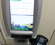 Detran lança terminal de autoatendimento com cartão de débito. Foto: Juliano Pedrozo/Detran