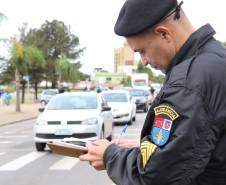 O Departamento de Trânsito do Paraná (Detran) orienta os usuários que mensagens falsas sobre alterações na legislação de trânsito têm circulado nas redes sociais e também estão sendo enviadas por celular. 