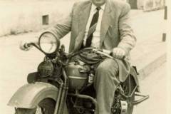 Mário Guerra em moto