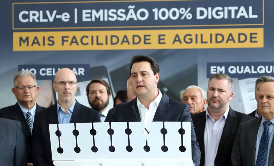 Paraná já emite Registro de Licenciamento de Veículo eletrônico