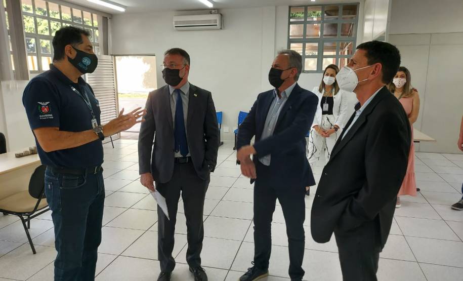 Detran-PR vai transformar ônibus doado pela Receita Federal em posto móvel de serviços de trânsito