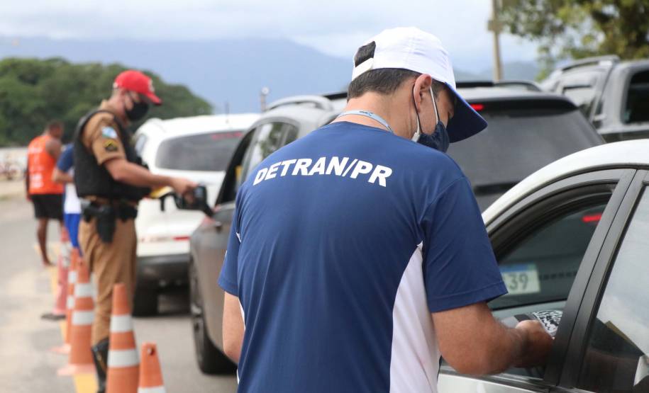 Detran e Batalhão de Polícia Rodoviária estimulam educação no trânsito no Litoral