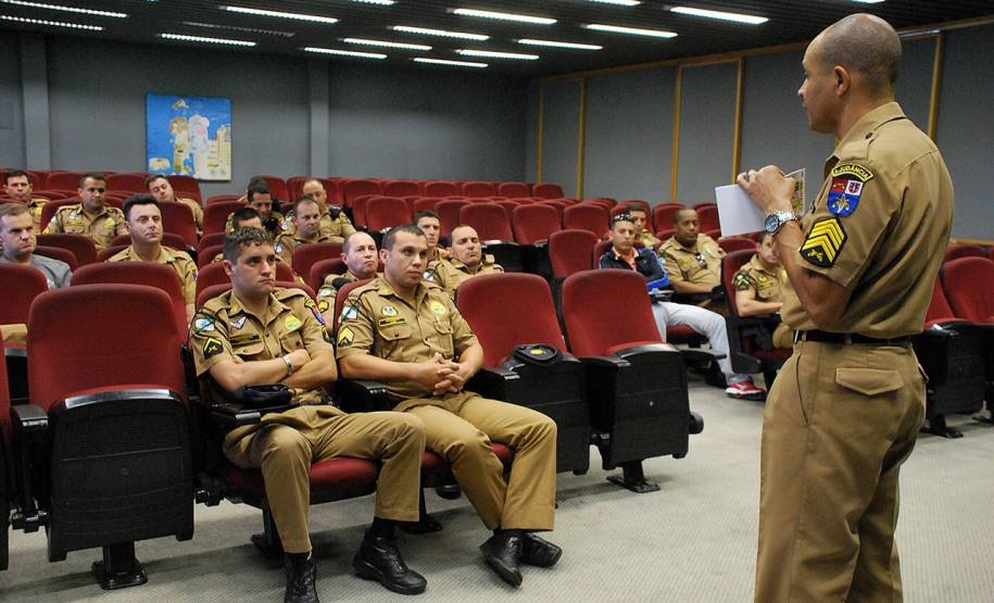 Paraná qualifica autoridades de trânsito